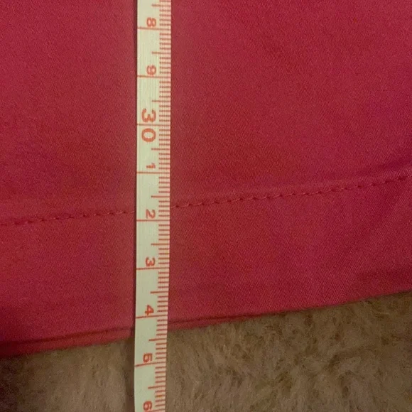 Pink shorts - Picture 3 of 3